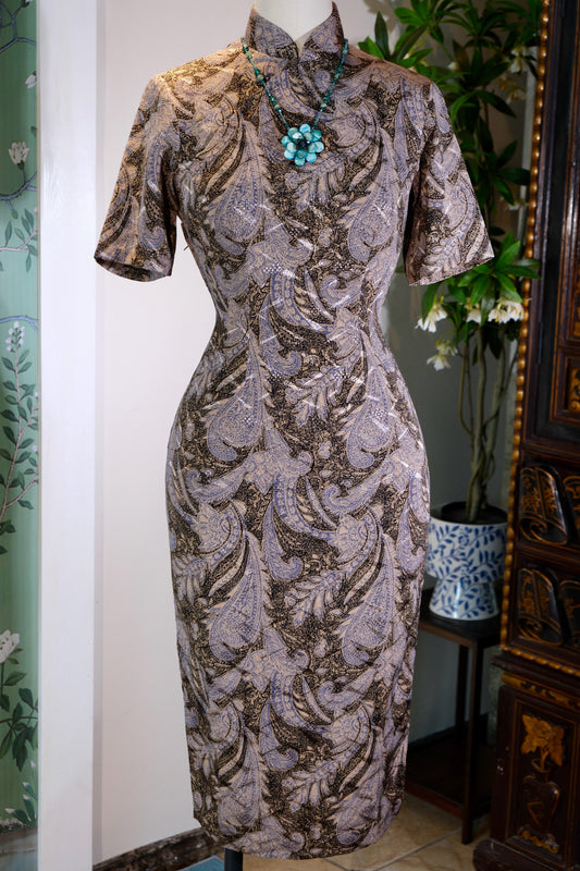 60年代 - 佩斯利提花古董旗袍——六十年代台湾织造的东方诗学 | 1960s - The Paisley Jacquard Antique Cheongsam: Eastern Poetics Woven in 1960s Taiwan