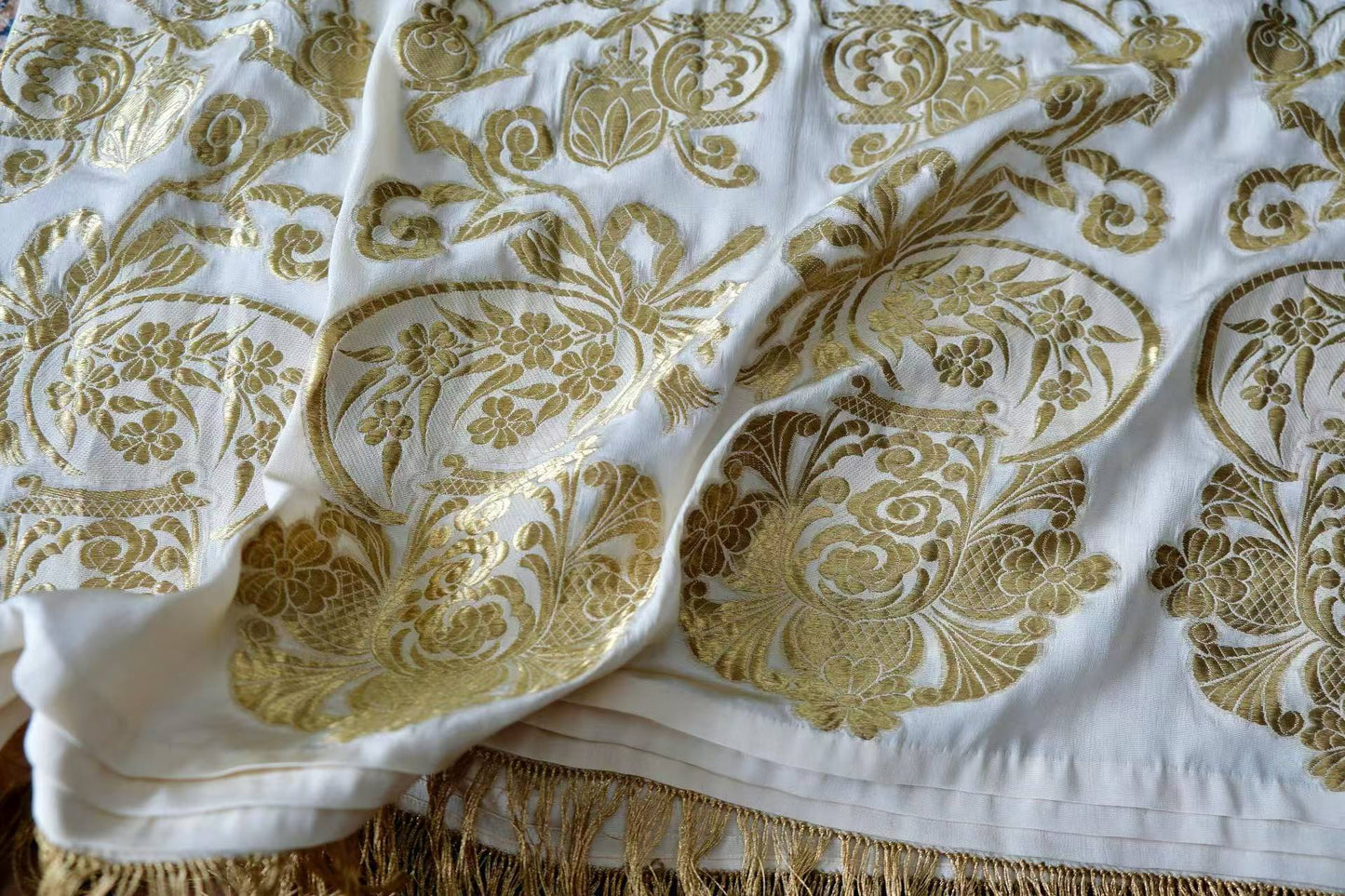 20年代 - 金缕织春·筒子领提花长马甲 | 1920s - Spring Woven in Golden Threads: A High-Neck Jacquard Long Vest (Ma-Chia)