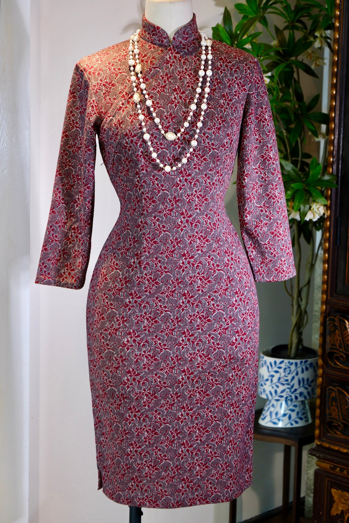 60年代 - 花呢织锦·六十年代台湾古董旗袍 | 1960s - Woolen Tweed Brocade: A 1960s Taiwanese Antique Cheongsam