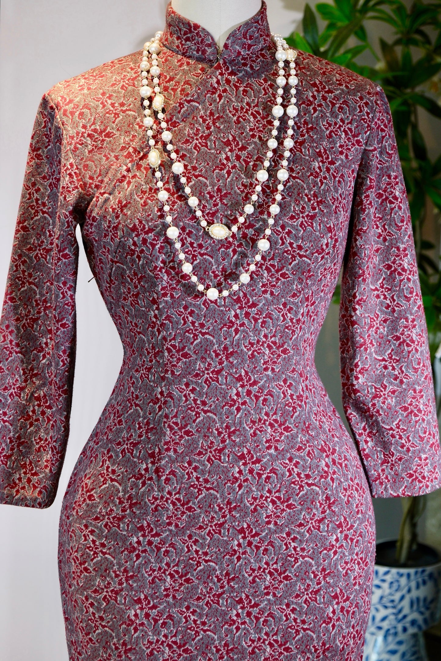 60年代 - 花呢织锦·六十年代台湾古董旗袍 | 1960s - Woolen Tweed Brocade: A 1960s Taiwanese Antique Cheongsam