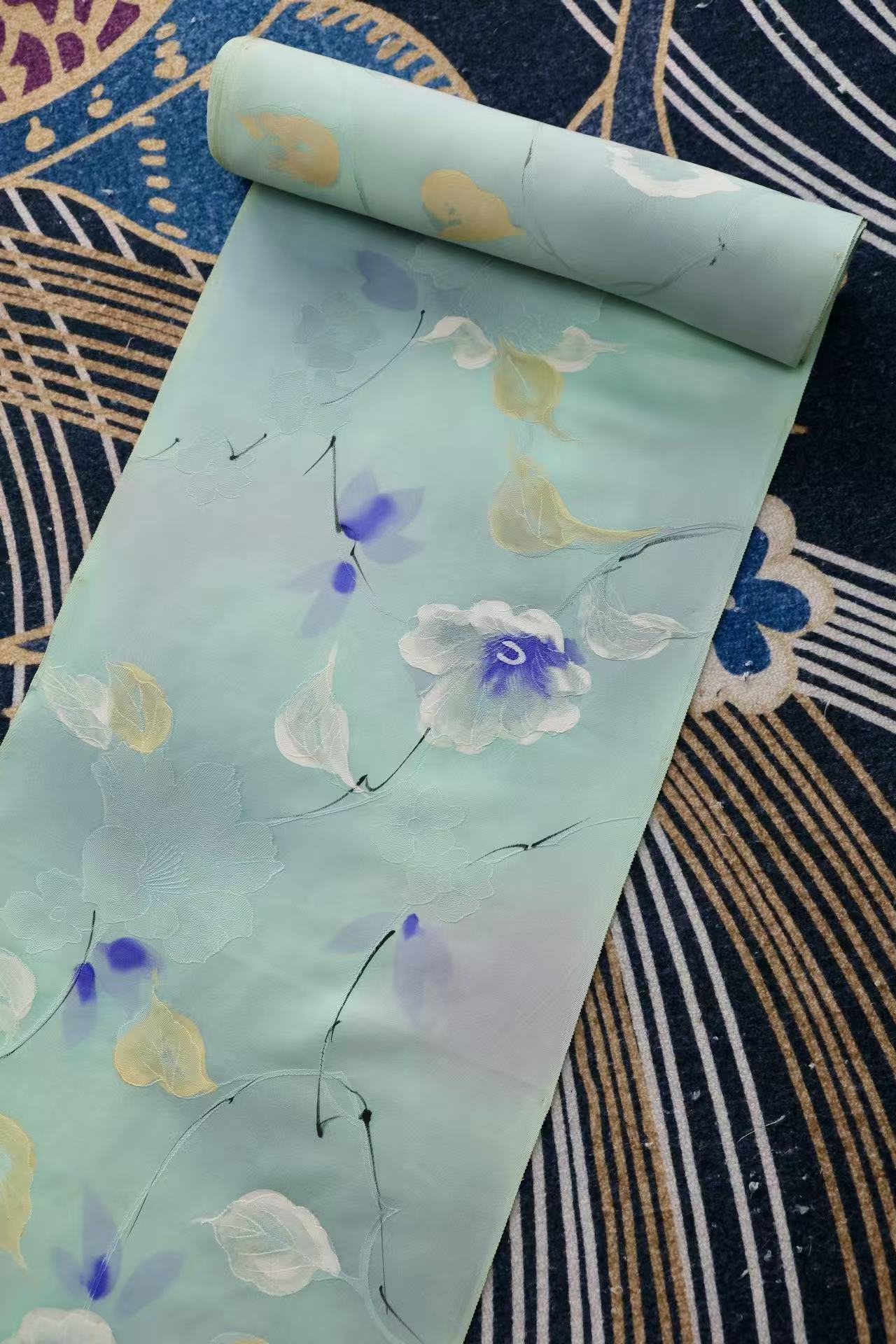 布料名 - 碧湖幽兰 · 湖水绿渐变手绘晕染艺术真丝绸 | Fabric Name - Ethereal Lake Orchid: Artisanal Hand-Painted Silk in Gradient Lake-Green