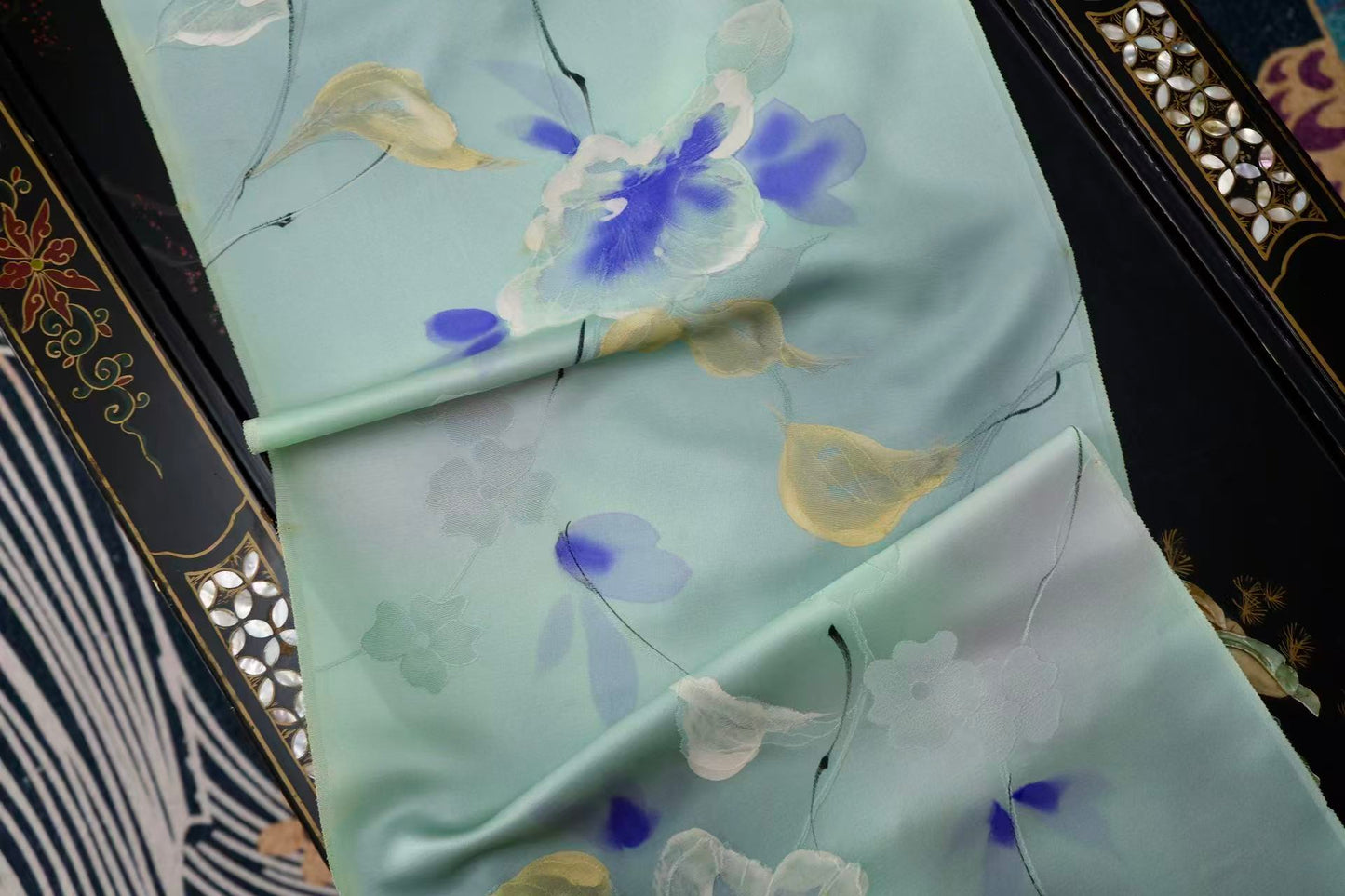 布料名 - 碧湖幽兰 · 湖水绿渐变手绘晕染艺术真丝绸 | Fabric Name - Ethereal Lake Orchid: Artisanal Hand-Painted Silk in Gradient Lake-Green