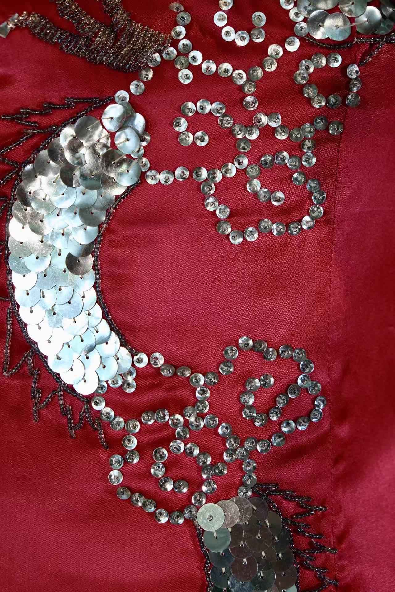 60年代 - 台北华美旗袍：红缎银龙亮片高级定制 | 1960s - Vintage 1960s Taiwan High Society Qipao: Crimson Satin & Silver Sequin Dragon Motif