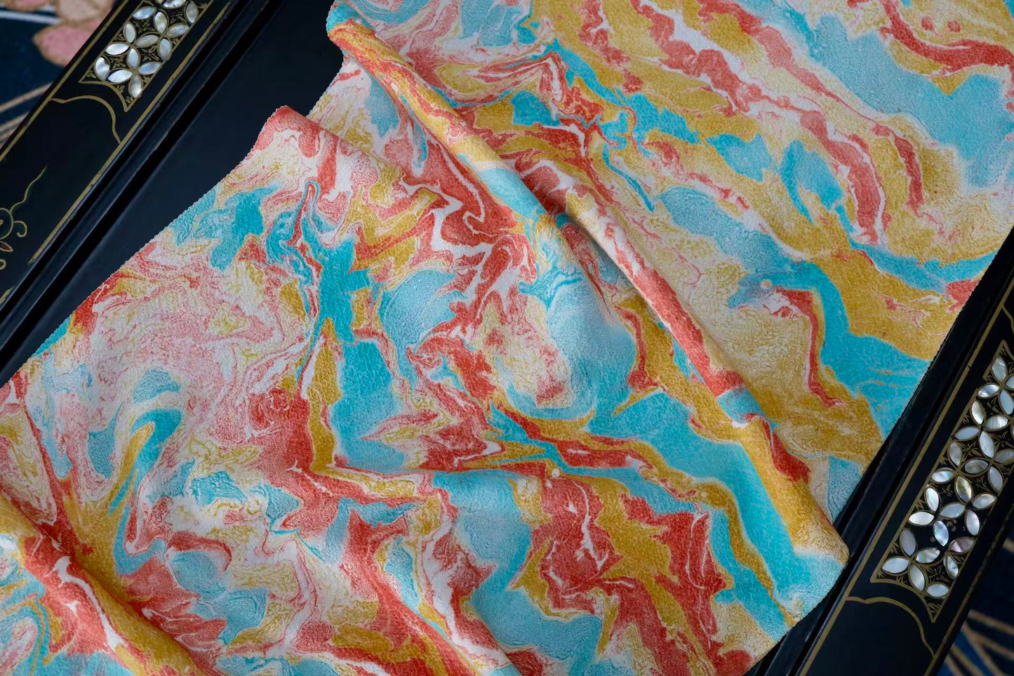 布料名 - 【霞光溢彩 · 溶岩幻境】重磅真丝艺术拓染面料 | Fabric Name - 【Radiant Glow · Molten Illusion】Artistic Fluid-Marbling Silk Fabric