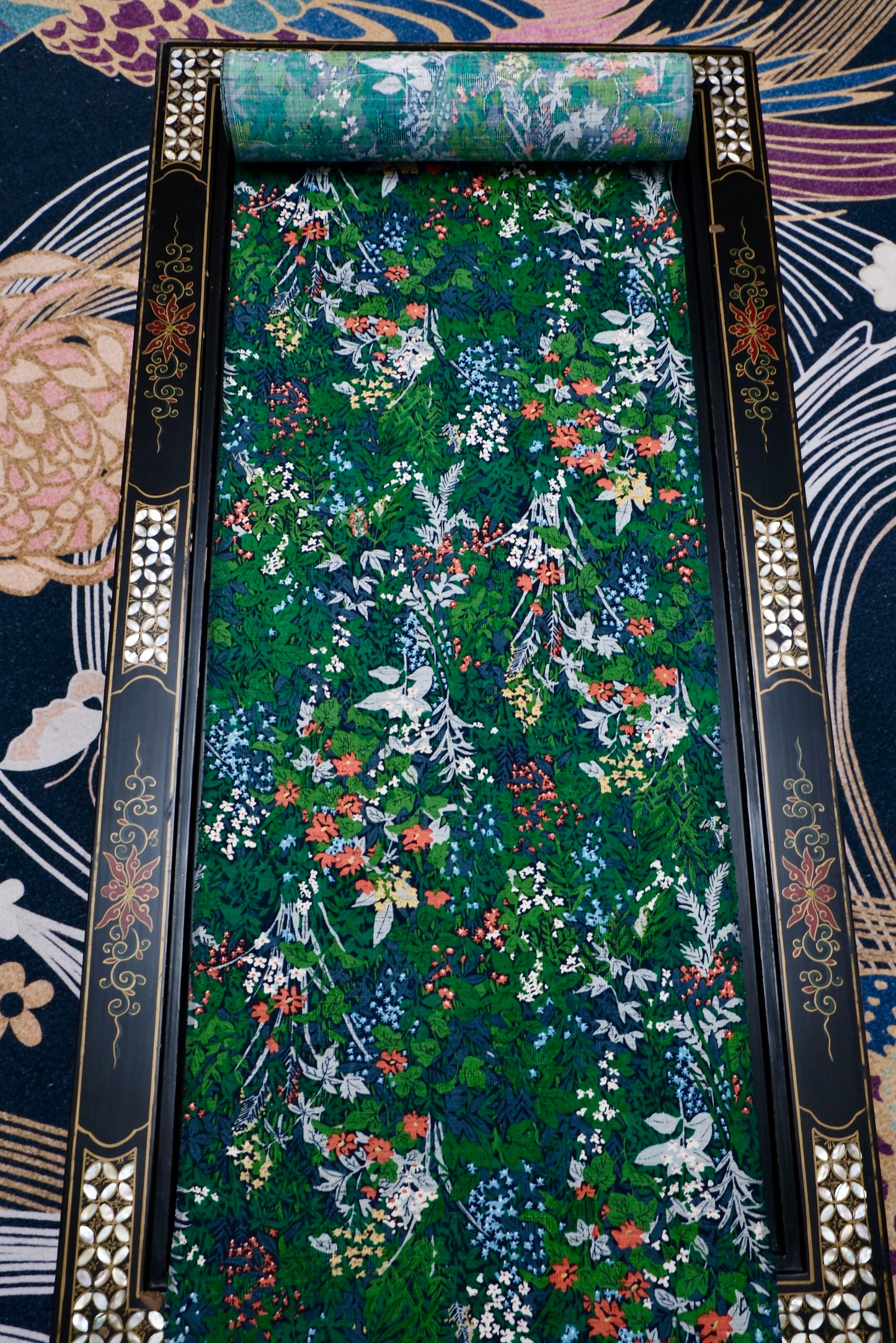 茂林春深 · “莫奈花园”：浓郁青翠苔绿底衬交织斑斓繁花、细密碎花草木纹艺术真丝面料 |  Spring in the Lush Woods - "Monet's Garden": Vibrant Botanical Tapestry of Wildflowers and Intricate Foliage on a Rich Moss Green Premium Silk Fabric