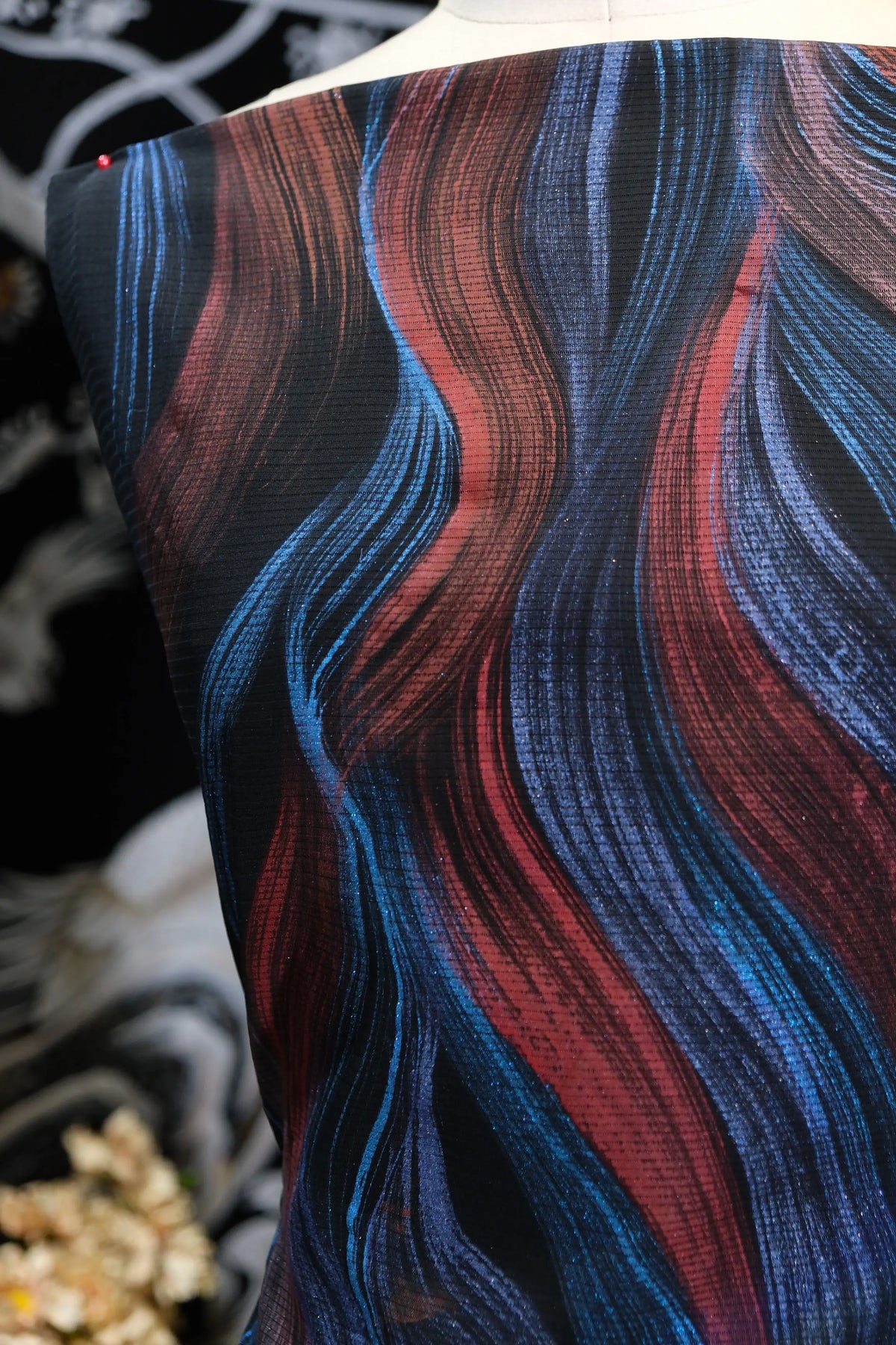 幻夜流光 · 极光纹真丝 | Luminous Aurora - Silk Fabric
