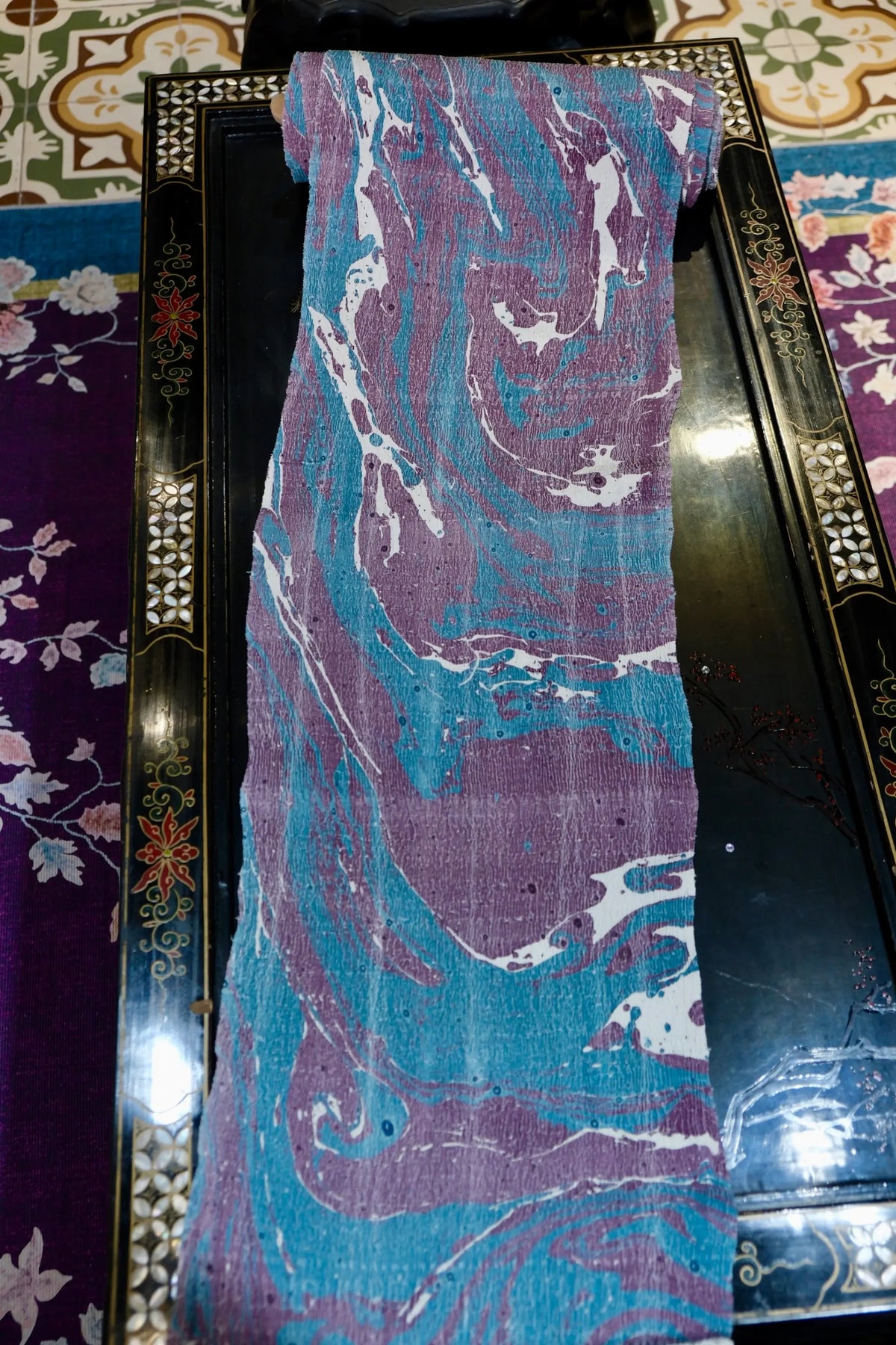 灰紫湖蓝大理石流砂纹印花真丝面料 | Purple & Turquoise Marbled Print Silk Fabric