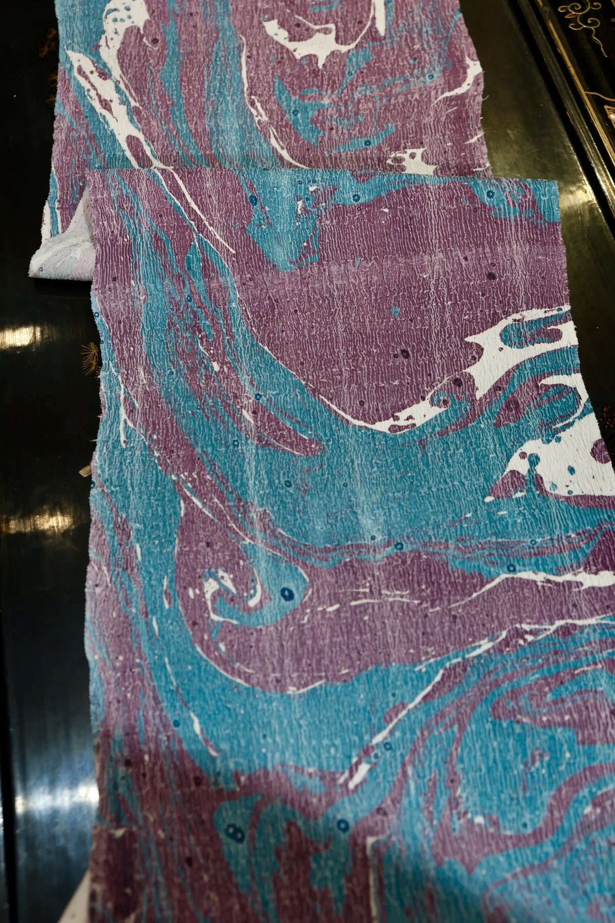 灰紫湖蓝大理石流砂纹印花真丝面料 | Purple & Turquoise Marbled Print Silk Fabric