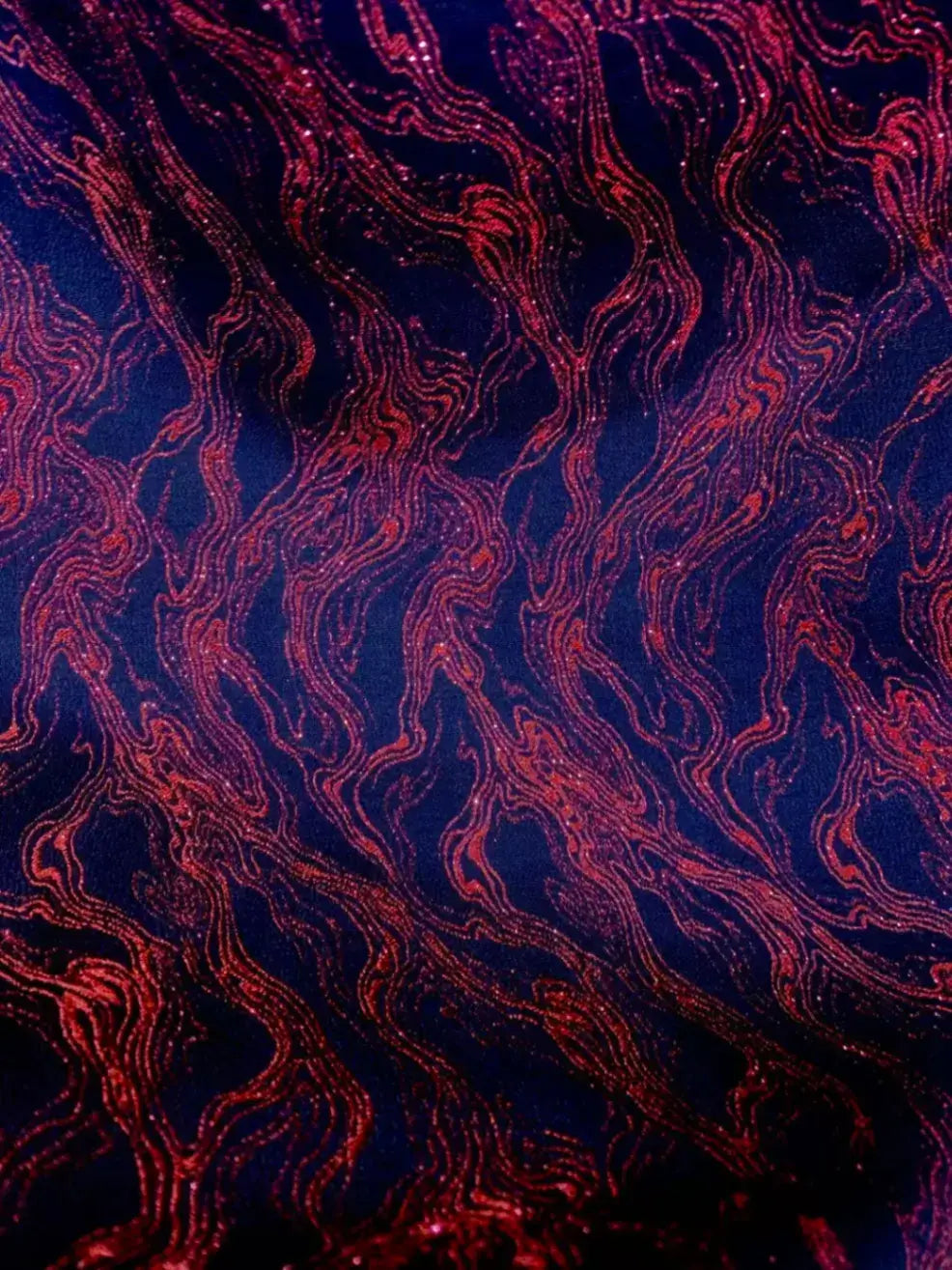 赤焰流金 · 墨底火流纹真丝面料 | Crimson Flare - Black & Red Flowing Lava Silk Fabric