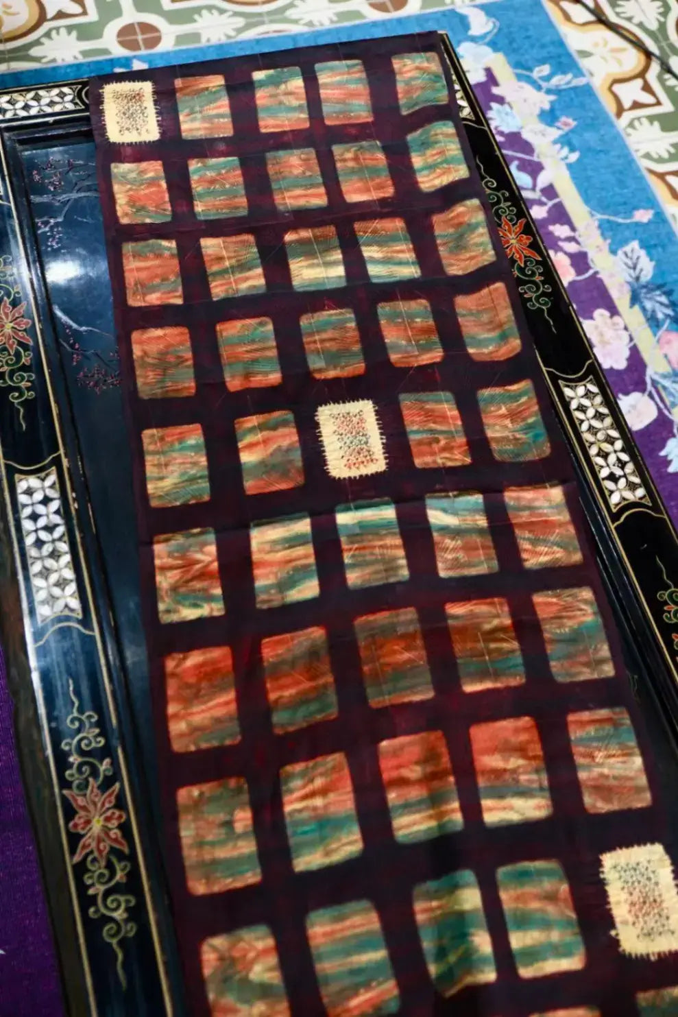 方寸流光 · 锦瑟格子真丝面料 | Mosaic Light - Window Pane Check Silk Fabric