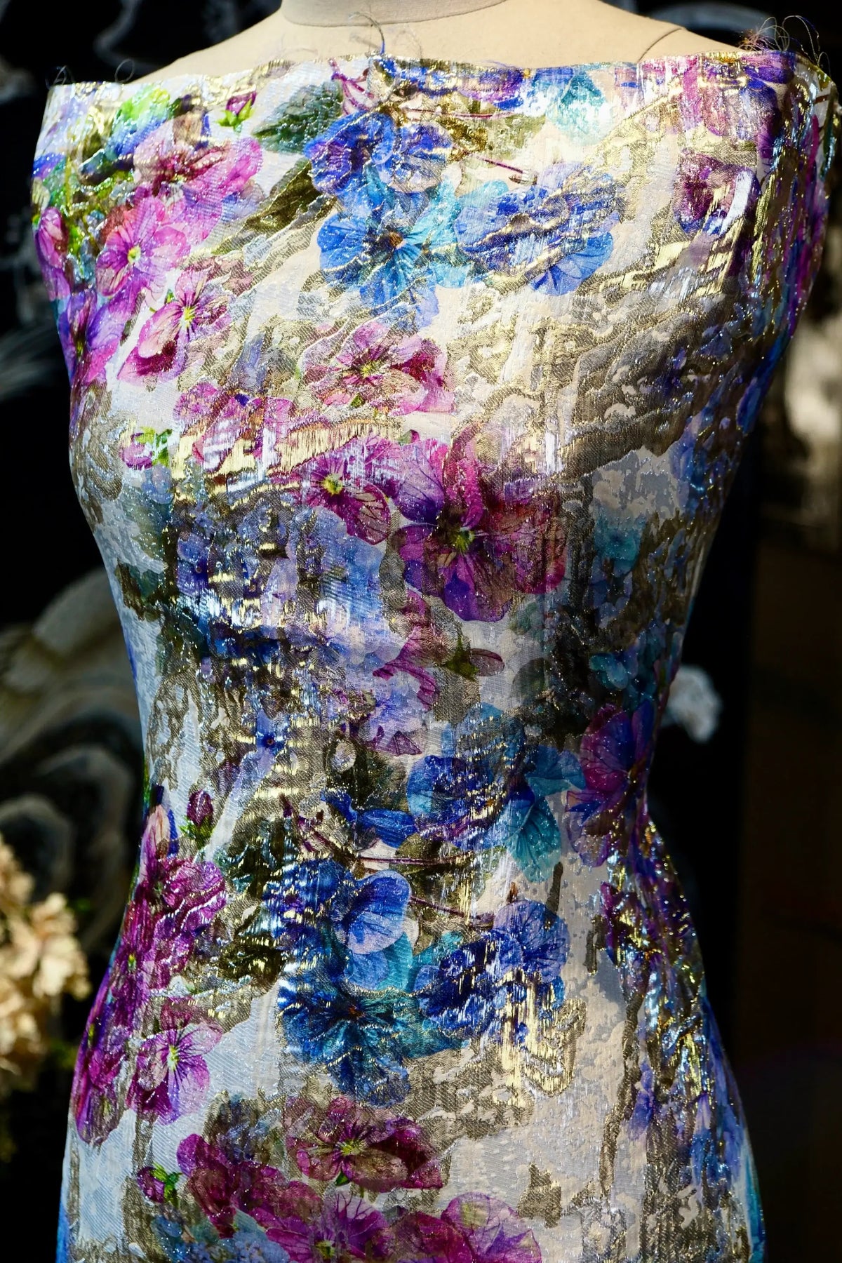 繁花似锦 · 意大利织金真丝| Blooming Splendor - Italian Lurex Jacquard Silk