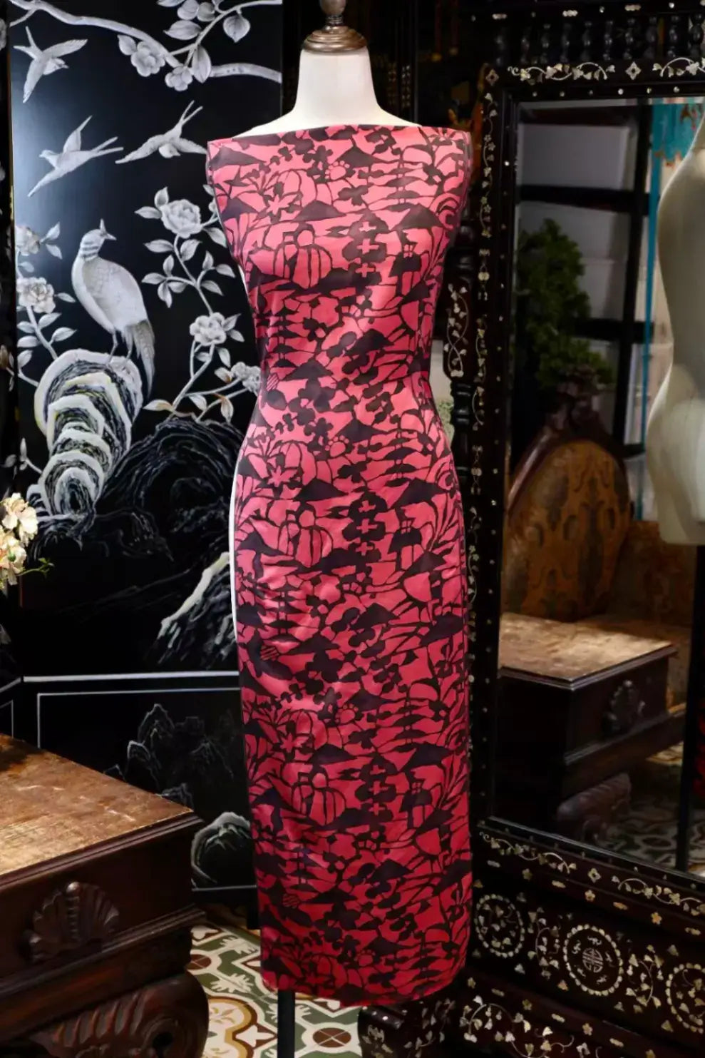玫影剪影 · 抽象印花真丝面料 | Rose Silhouette - Abstract Print Silk Fabric
