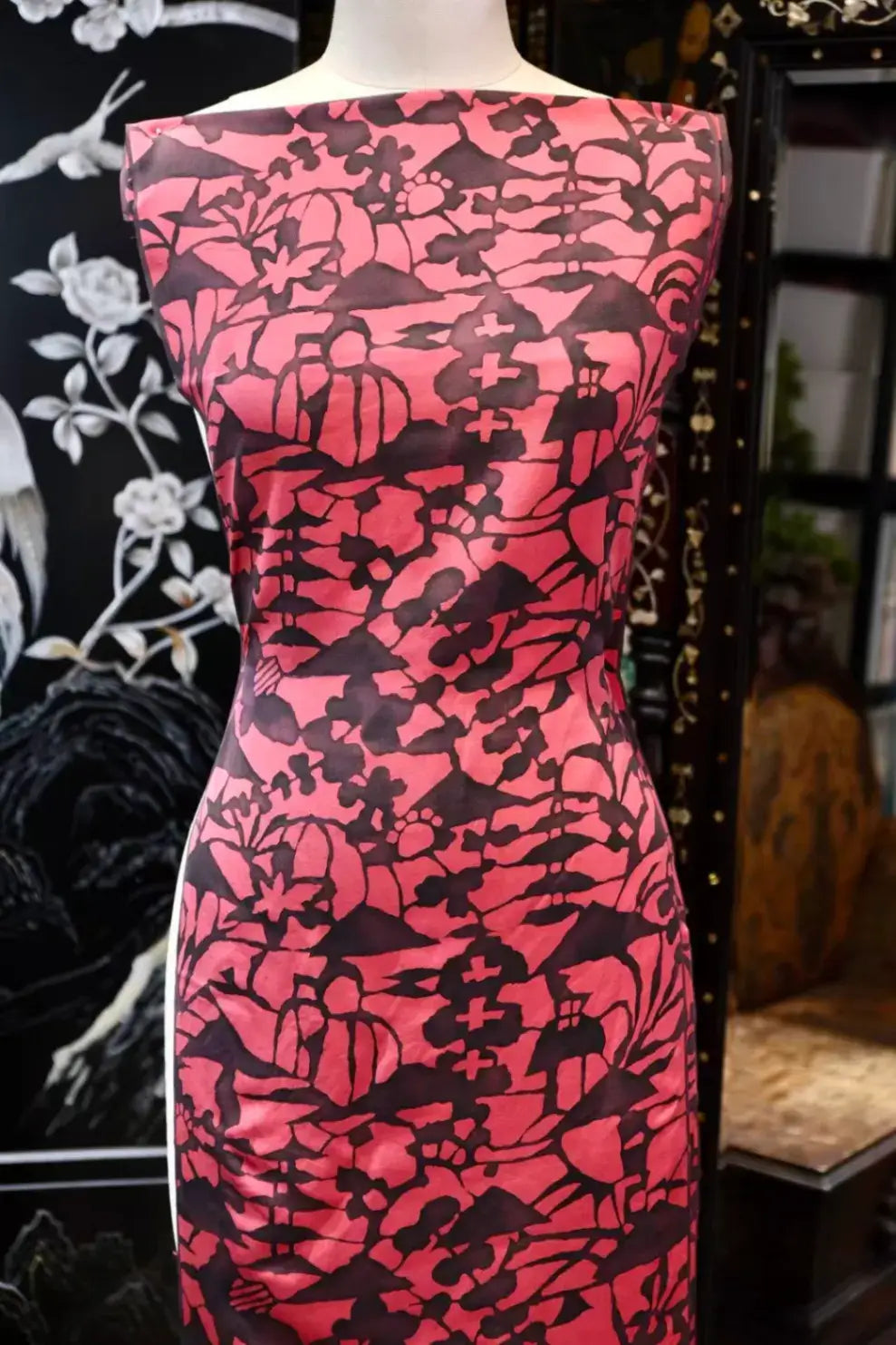 玫影剪影 · 抽象印花真丝面料 | Rose Silhouette - Abstract Print Silk Fabric