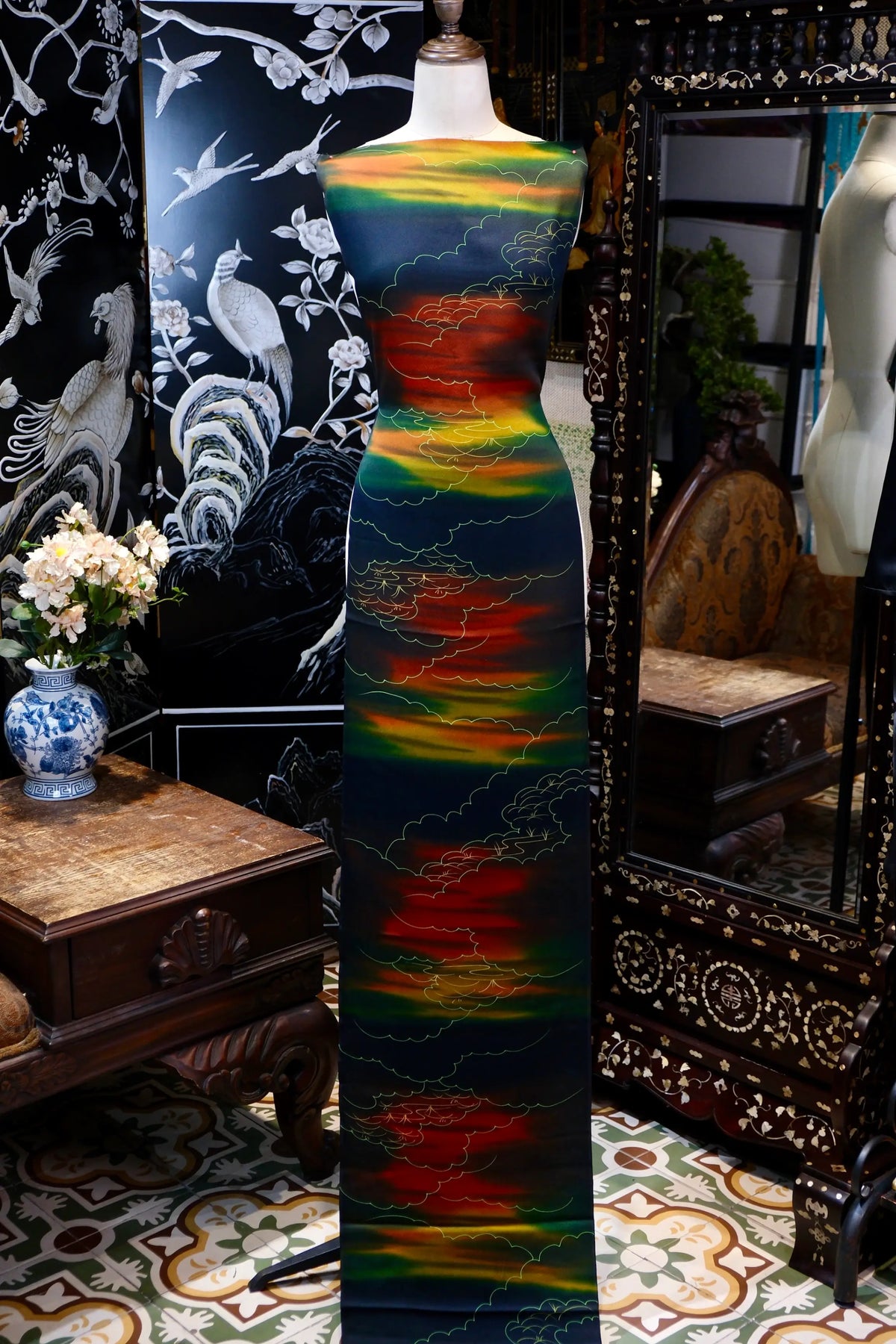 暗夜流霞 · 远山流云真丝面料 | Twilight Mist - Nightfall Landscape Silk Fabric