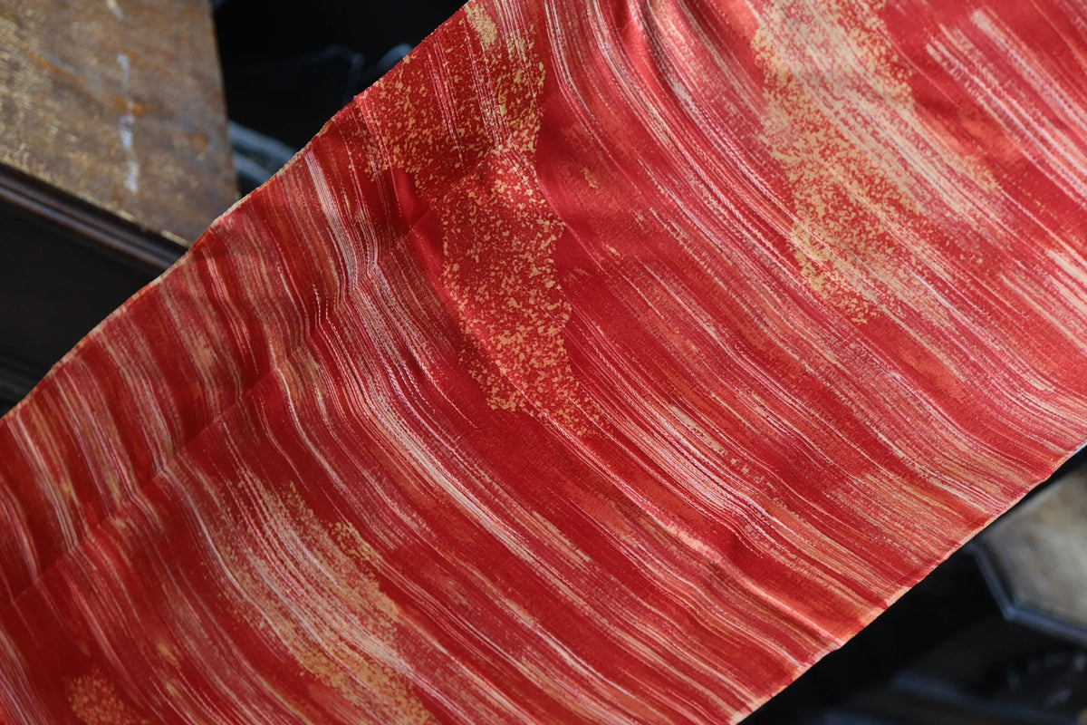 朱霞金辉 · 刷笔飞白真丝面料 | Gilded Horizon - Brushstroke Print Silk Fabric