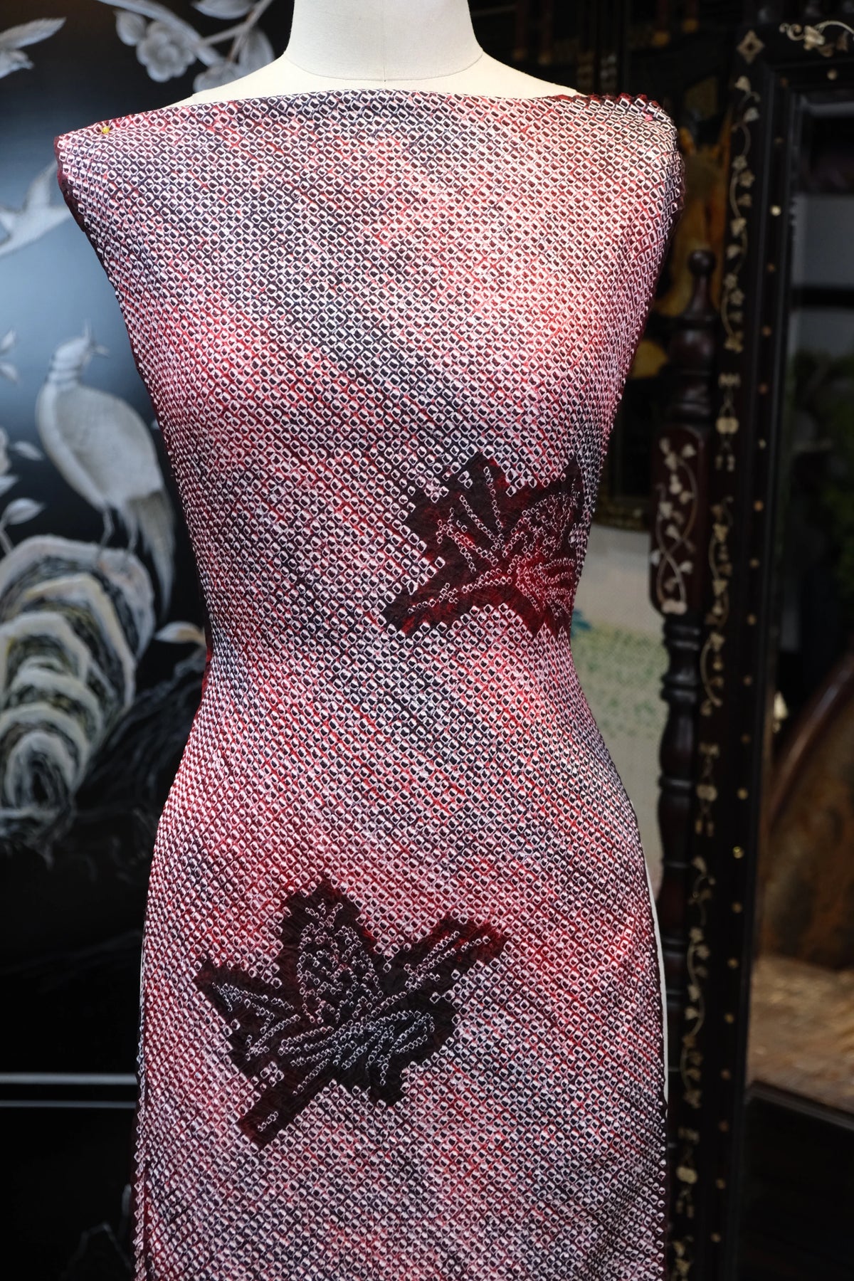 丹枫绞缬 · 鹿子绞真丝面料 | Crimson Maple - Shibori Maple Silk Fabric