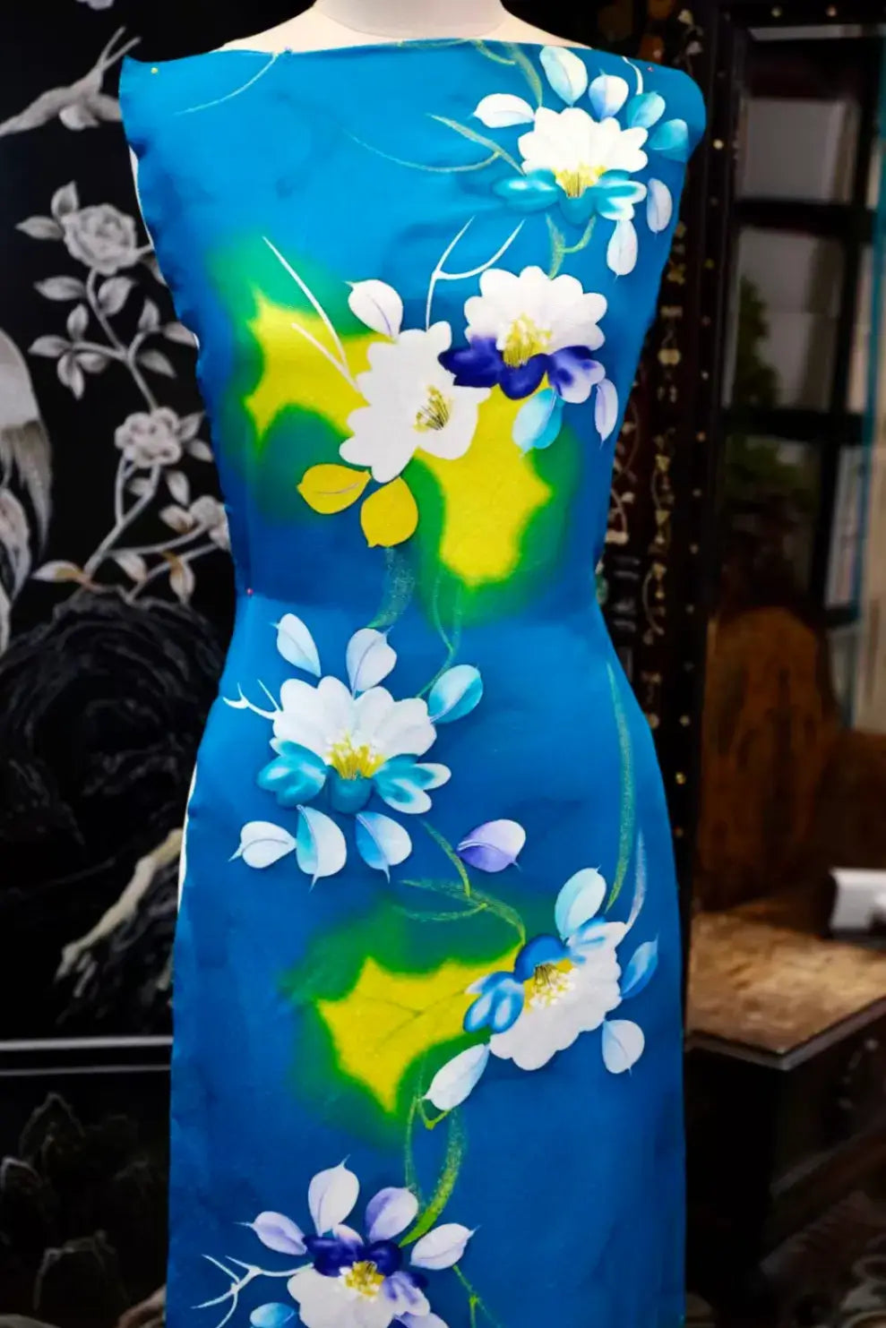 碧海繁花 · 水彩印花真丝面料 | Azure Blossom - Watercolor Floral Silk Fabric