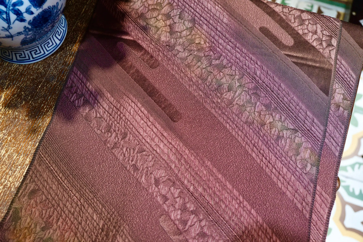 紫金流光 · 斜纹几何真丝面料 | Violet Radiance - Diagonal Geometric Silk Fabric
