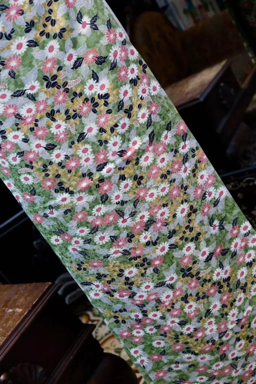 草凝雏菊 · 碎花印花真丝面料 | Meadow Daisy - Floral Print Silk Fabric
