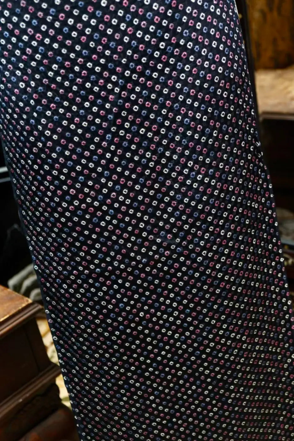 黑蓝星点 · 几何绞缬真丝面料 | Starry Grid - Kanoko Shibori Silk Fabric