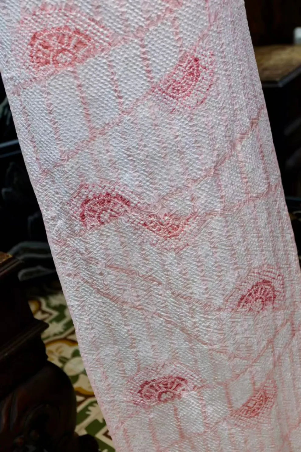 暖金锦绣 · 多彩几何绞缬 | Golden Mosaic - Colorful Shibori Geometric Pattern
