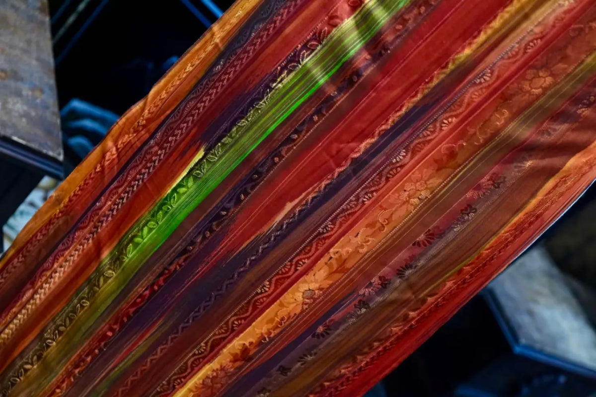 赤霞流光 · 刷染条纹真丝面料 | Sunset Radiance - Painted Stripe Silk Fabric