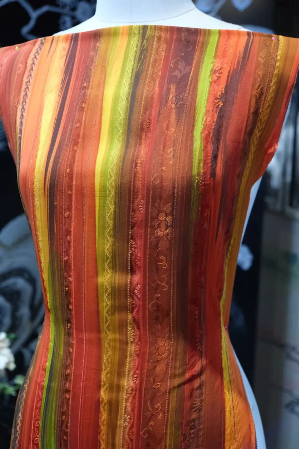 赤霞流光 · 刷染条纹真丝面料 | Sunset Radiance - Painted Stripe Silk Fabric
