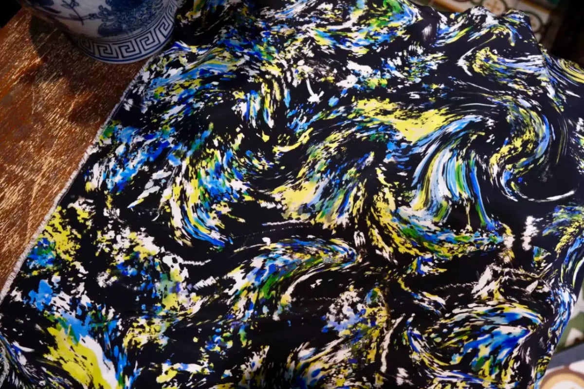 星涡流光 · 抽象泼墨真丝面料 | Starry Swirl - Abstract Splash Silk Fabric