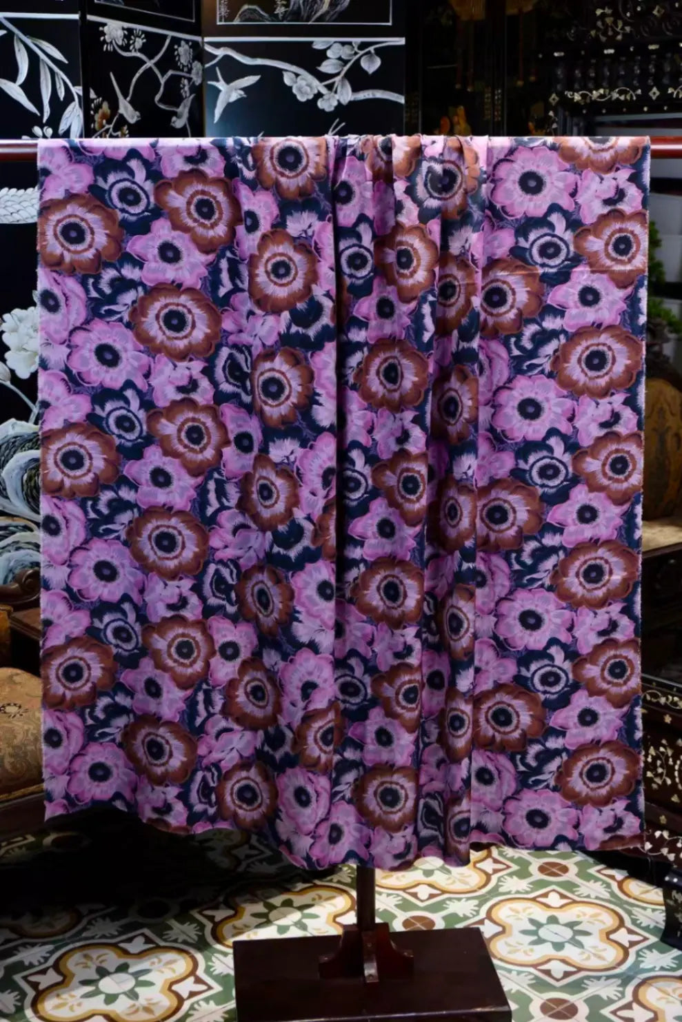 粉黛繁花 · 大花印花真丝面料 | Blush Blossom - Floral Print Silk Fabric