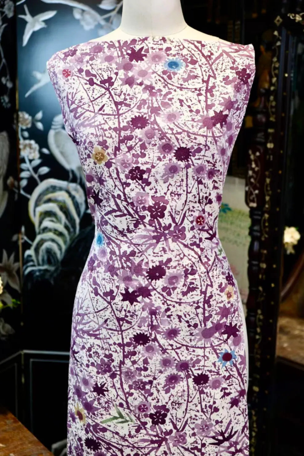 紫藤蔓影 · 碎冰腊染真丝面料 | Violet Vines - Ice-Crack Batik Silk Fabric