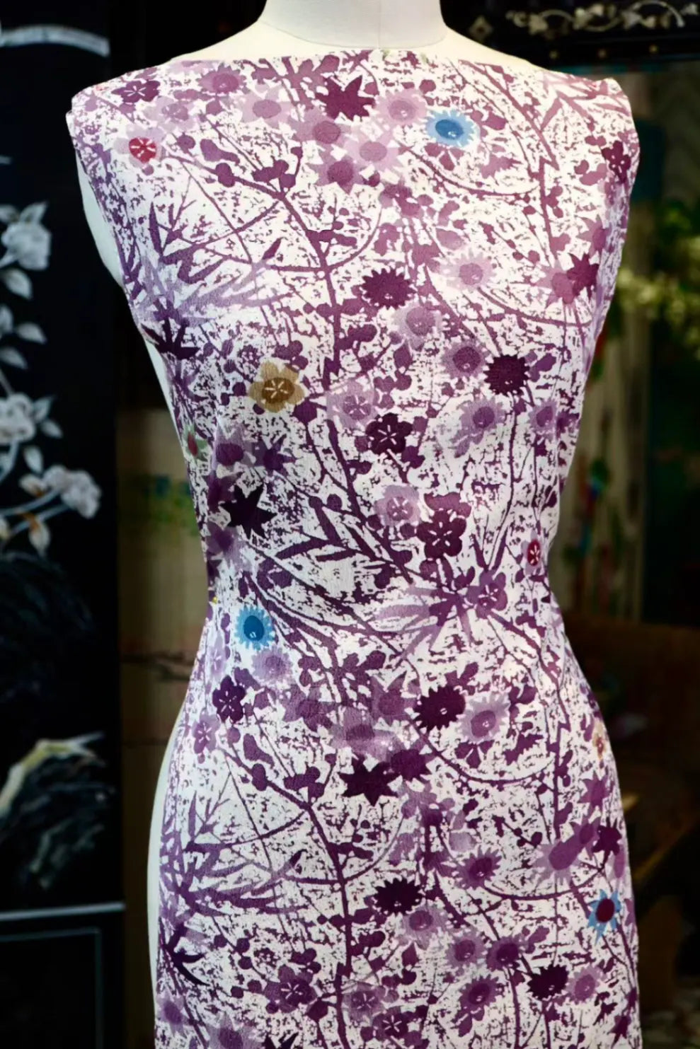 紫藤蔓影 · 碎冰腊染真丝面料 | Violet Vines - Ice-Crack Batik Silk Fabric