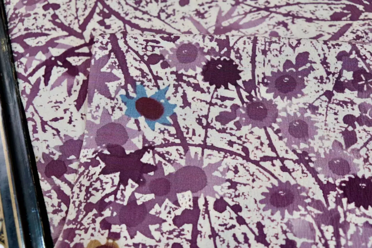 紫藤蔓影 · 碎冰腊染真丝面料 | Violet Vines - Ice-Crack Batik Silk Fabric