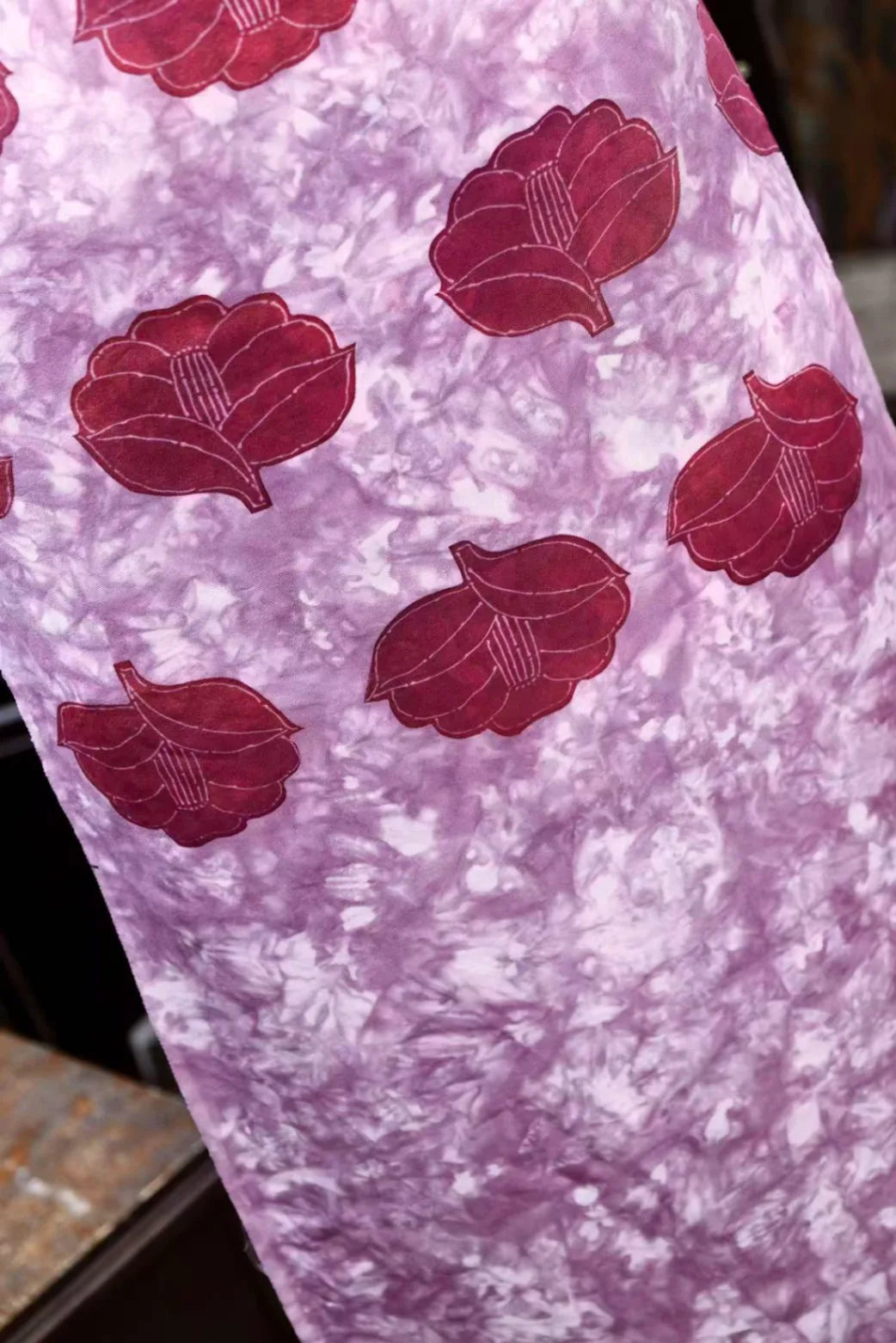 紫云山茶 · 云染茶花真丝面料 | Violet Camellia - Cloud-Dye Floral Silk Fabric