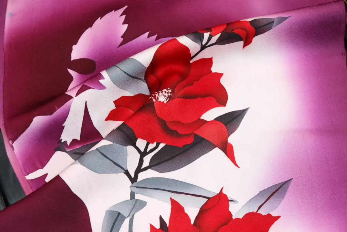 紫晕绯茶 · 晕染写意真丝面料 | Violet Crimson Camellia - Gradient Floral Silk Fabric