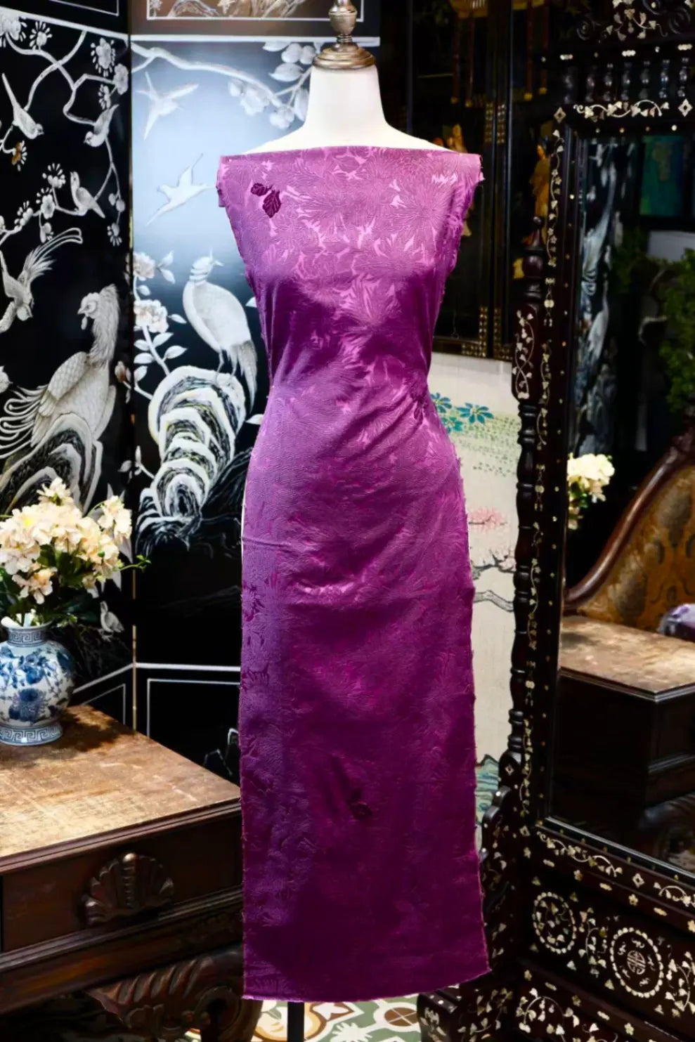 紫金繁英 · 浮雕提花真丝面料 | Royal Dahlia - Relief Jacquard Silk Fabric