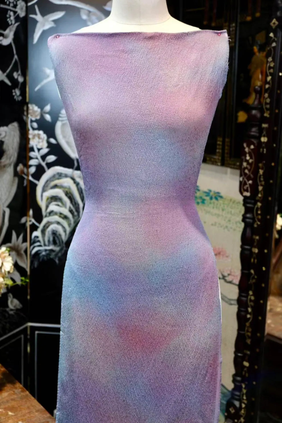 紫烟霞光 · 晕染真丝面料 | Nebula Glow - Gradient Silk Fabric