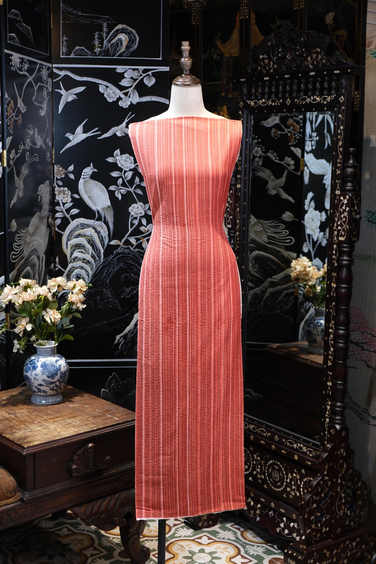 赤霞流光 · 竖纹真丝面料 | Rosy Sunset - Vertical Stripe Silk Fabric