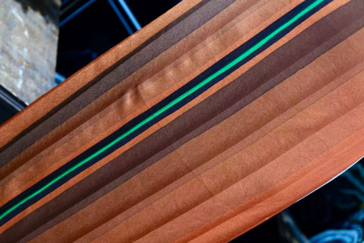 琥珀流光 · 渐变条纹真丝面料 | Amber Glow - Gradient Stripe Silk Fabric