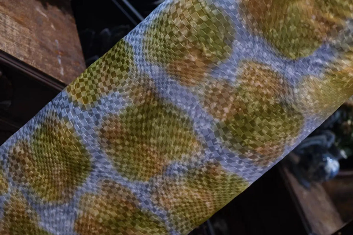 青晶微澜 · 方格晕染真丝面料 | Verdant Ripple - Checkered Gradient Silk Fabric