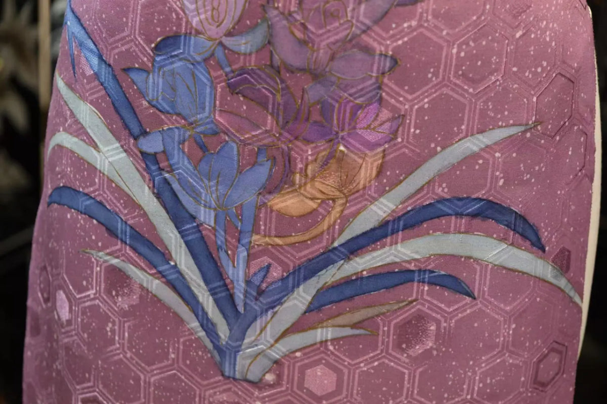 紫绛流影 · 兰花几何真丝面料 | Purple Orchid - Geometric Shadow Silk Fabric