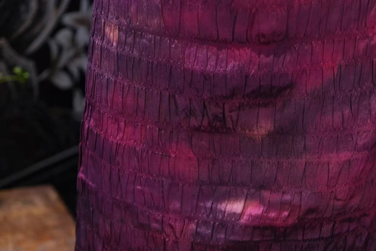 暮色流纹 · 褶皱肌理真丝面料 | Twilight Pleats - Textured Gradient Silk Fabric