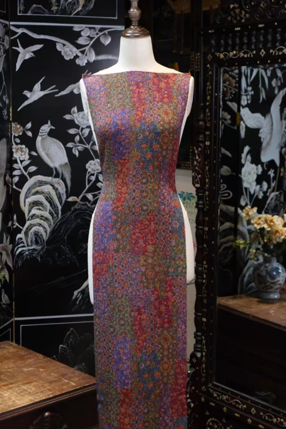 紫绛繁锦 · 宝相花织金真丝面料 | Imperial Brocade - Floral Jacquard Silk Fabric