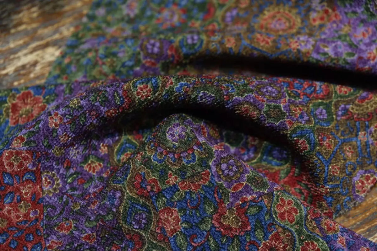 紫绛繁锦 · 宝相花织金真丝面料 | Imperial Brocade - Floral Jacquard Silk Fabric