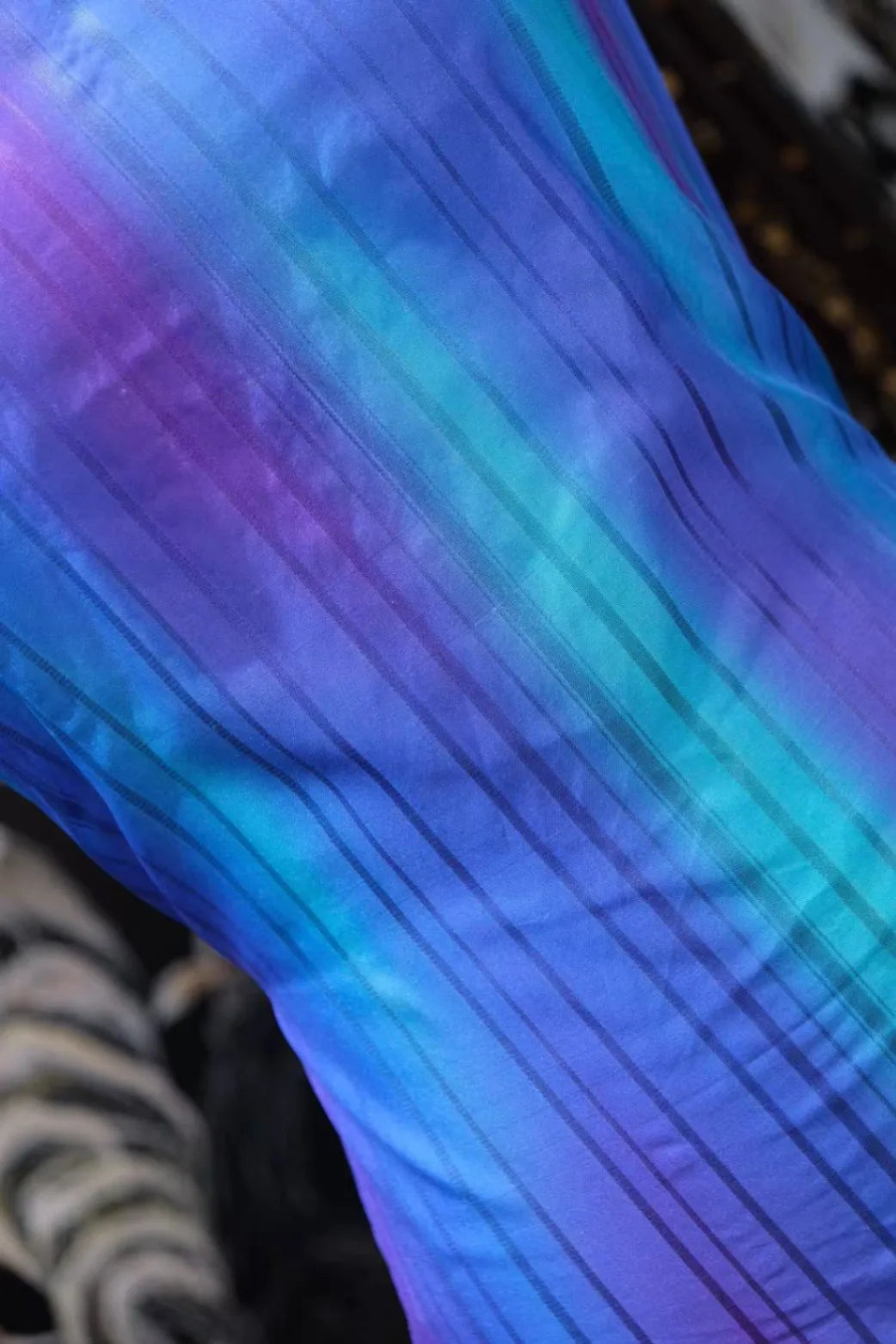 蔚蓝流光 · 渐变条纹真丝面料 | Azure Glow - Gradient Striped Silk Fabric