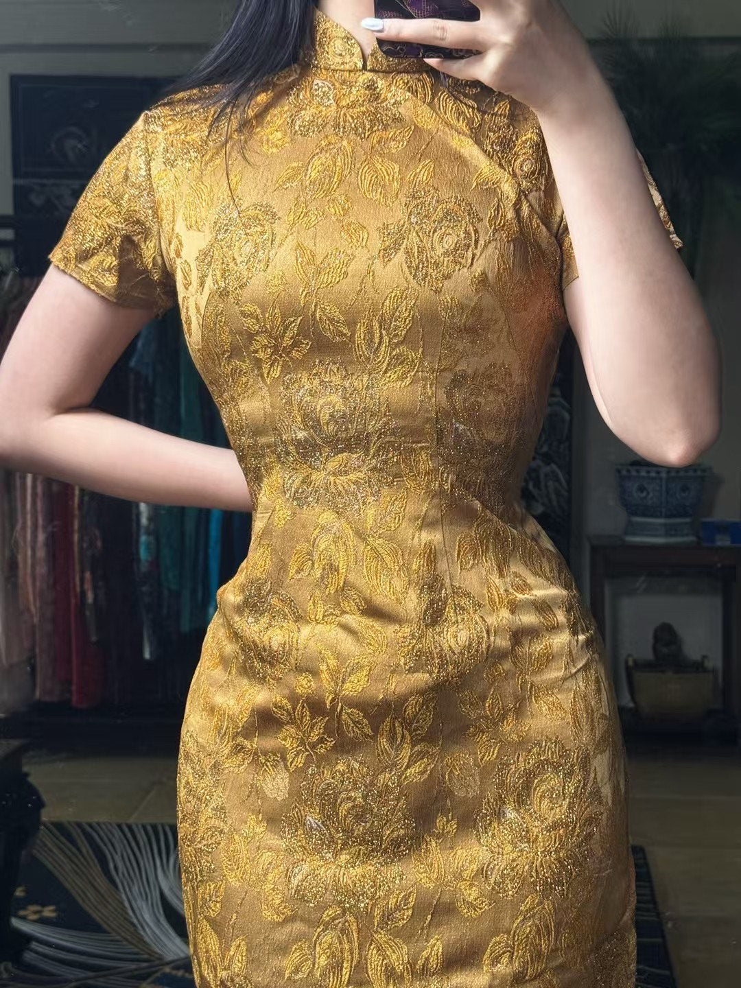 50年代 - 黃金時代・香檳金・織金玫瑰・浮雕花紋古董港式旗袍 / 1950s - The Golden Age - Champagne Gold Brocade Rose - Old Money Antique Hong Kong Qipao