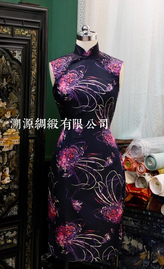 60年代 - 摩登珍藏：深蓝色底抽象流苏花卉印花无袖修身旗袍 | 1960s - Vintage Collection: Deep Blue Abstract Tassel Floral Print Sleeveless Sheath Qipao