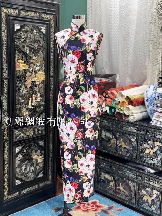 客定结缘 - 西西里花园：黛黑重彩玫瑰印花无袖长款旗袍 (Qipao) | Customized Design - Sicilian Garden Muse: Deep Black Heavy-Color Rose Print Sleeveless Long Qipao