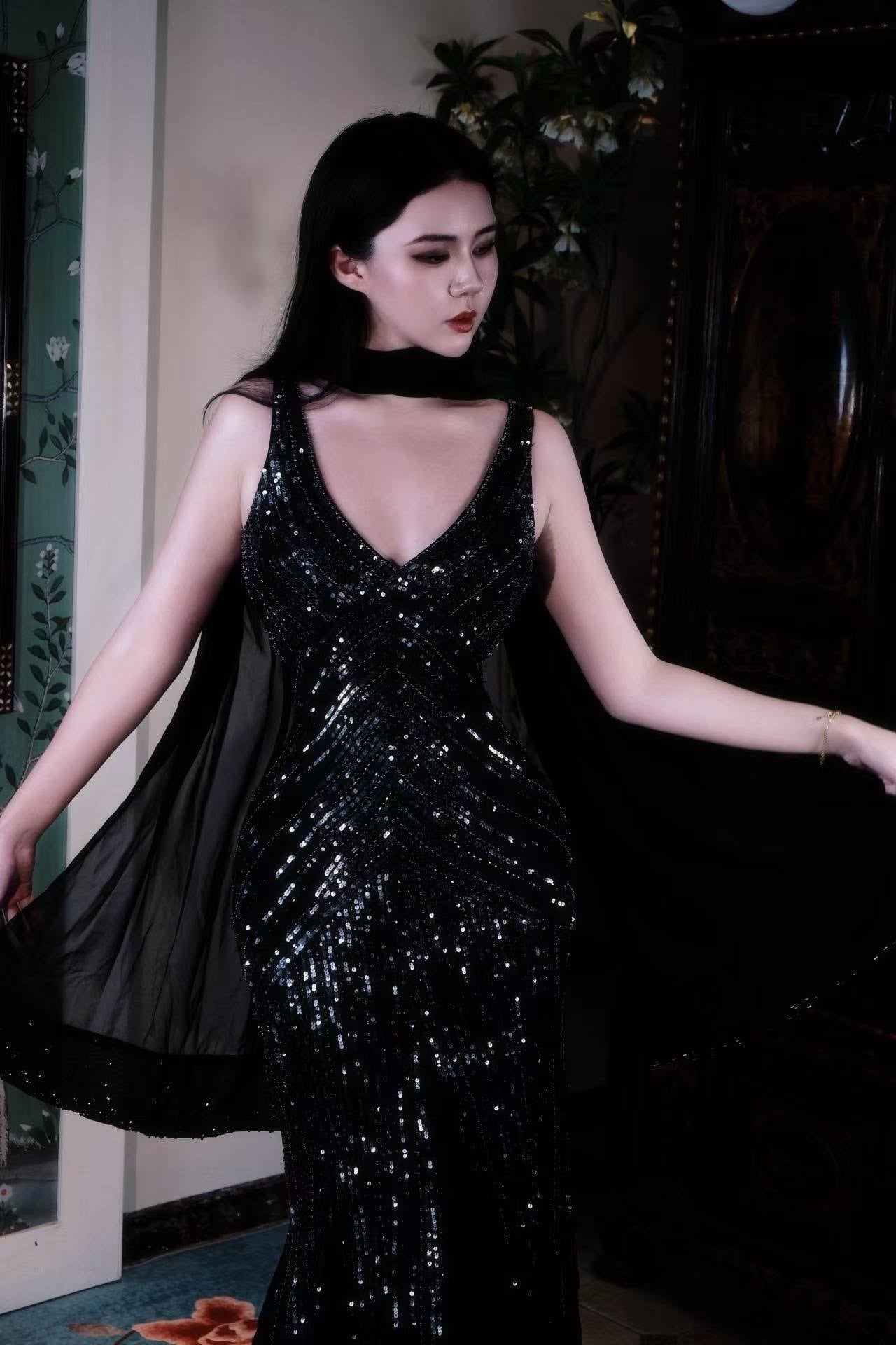 90年代 - 午夜星河·九十年代好莱坞鎏金亮片鱼尾古董礼服 | 1990s - Midnight Galaxy: 1990s Hollywood Gilded Sequin Mermaid Vintage Gown