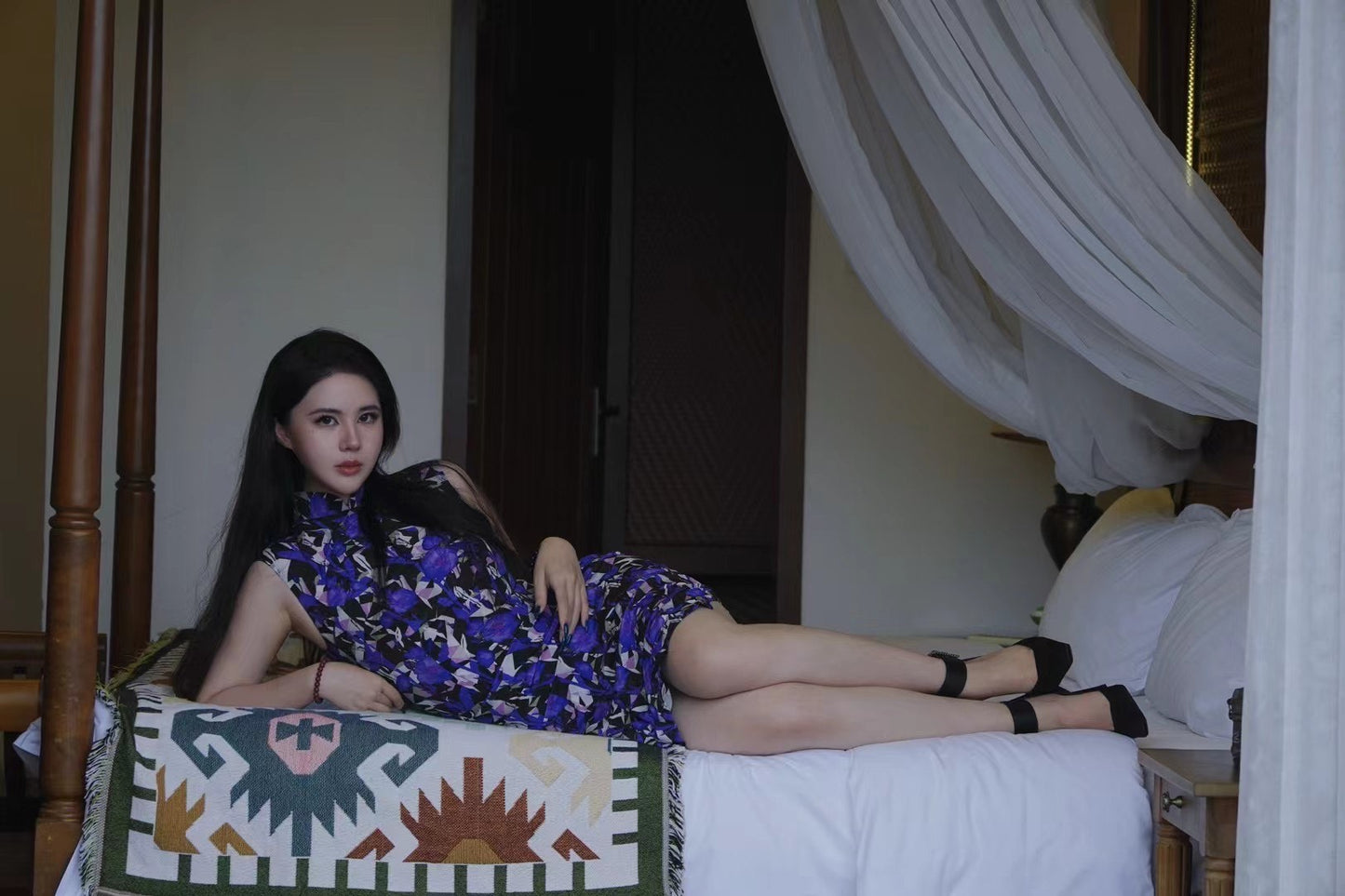 高定成衣 -【玉质天光·几何幻紫】清雅结构提花现代定制旗袍 | Sample Sale - 【Jade Luminosity · Geometric Dreamy Purple】Elegant Structural Jacquard Custom Qipao