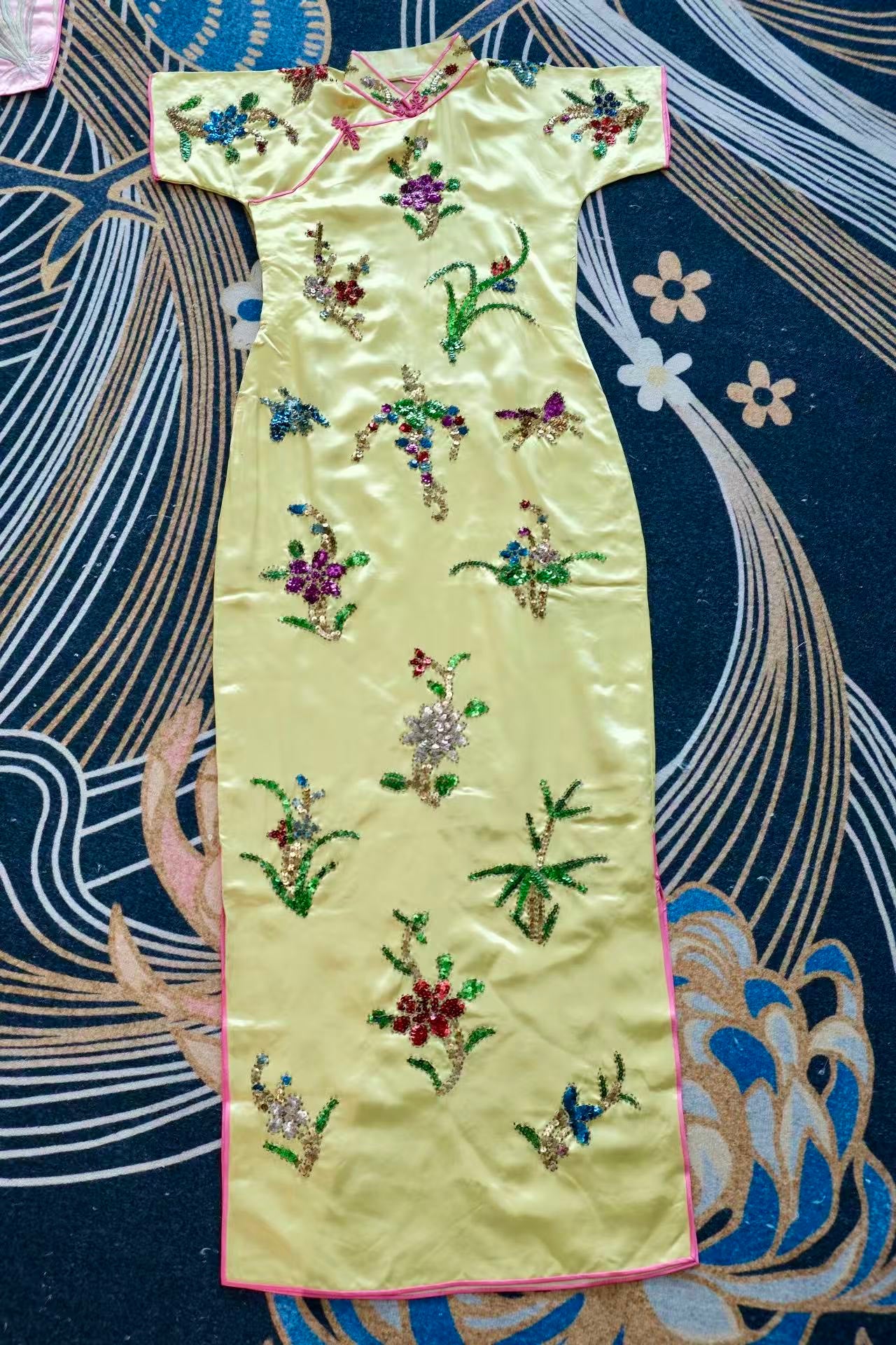 30年代 - 名伶遗珠：三十年代末民国粤曲舞台古董旗袍 | 1930s - Pearls of the Opera Stage: Late 1930s Republic-Era Antique Qipaos